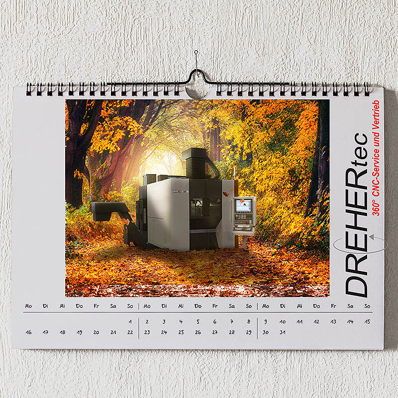 Pinker Bleistift der auf einem weißen Kalender liegt.
